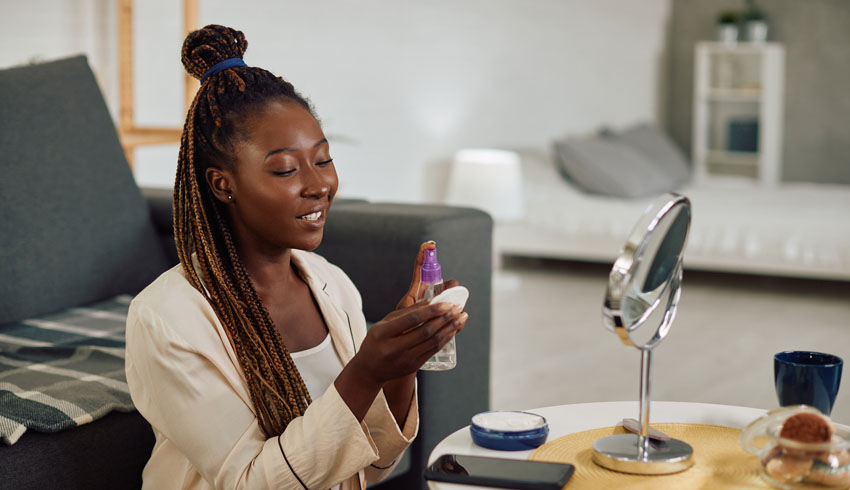 What Is Hypochlorous Acid Spray? Benefits, Uses & Why It&rsquo;s Safe for Skin